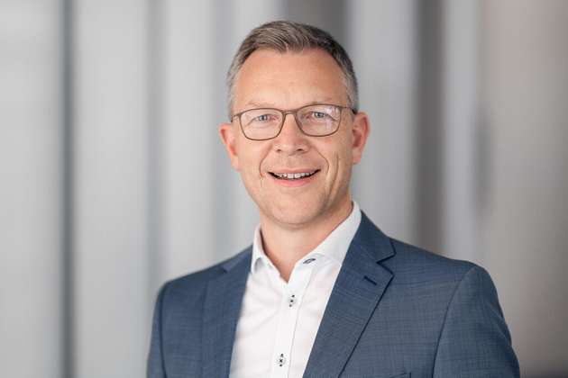 Jörg de la Motte ist CEO der Hima Group