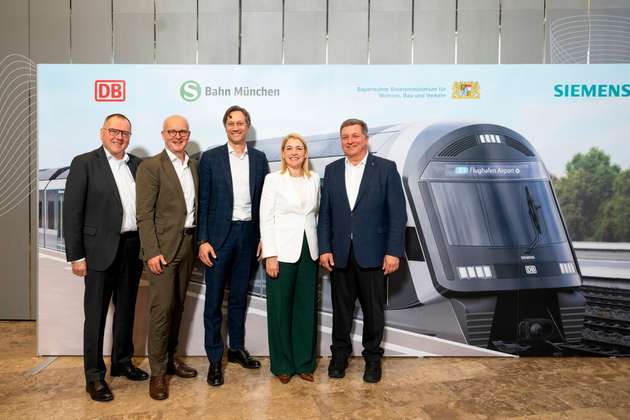 Von links: Thomas Prechtl, Sprecher der Geschäftsführung Bayerische Eisenbahngesellschaft, Heiko Büttner, Vorsitzender der Geschäftsleitung S-Bahn München, Michael Peter, CEO Siemens Mobility, Evelyn Palla, Vorständin Regionalverkehr DB, Christian Bernreiter, Bayerischer Staatsminister für Wohnen, Bau und Verkehr