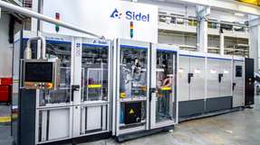Sidel bringt mit EvoBLOW XL die schnellste Blasmaschine für große PET-Behälter auf den Markt.
