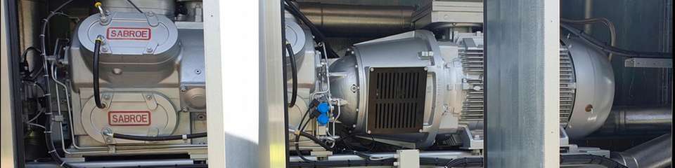 Die Aggregate der Wärmepumpen nutzen Ammoniak und Butan als Arbeitsmedien und erzeugen Endtemperaturen bis zu 120 °C.