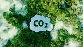 Durch elektrochemische Umwandlung könnte ausgestoßenes CO2 in größere Kohlenstoffverbindungen umgewandelt werden, beispielsweise in Ameisensäure oder Methanol.