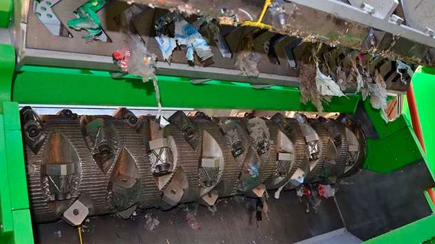 Durch das perfekte Zusammenspiel von Umrichter und Motor kann der Rotor eines Shredders exakte Schnitte setzen – für gute Ergebnisse. 