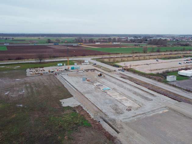 Aktuelle Luftaufnahme der Baustelle im startkLahr Airport & Business Park Lahr