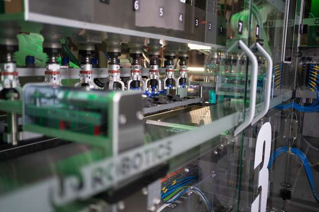 Mit fünf verschiedenen Versionen, die sich in Größe, Traglast und Arbeitsradius unterscheiden, bietet der Lexium Cobot von Schneider Electric eine Vielzahl von Anwendungsmöglichkeiten.