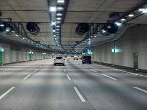 Sentron ECPD für Straßentunnel: Schaltkreise können einfach nach dem Nennstrom der Verbraucher ausgelegt werden, statt nach den deutlich höheren Einschaltstromspitzen, wie sie etwa bei bestimmten Lasttypen wie LED-Leuchten kurzfristig auftreten.