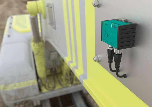 Pepperl+Fuchs hat die IMU F99-Serie entwickelt, die zuverlässige Neigungswerte auch in dynamischen Anwendungen liefert. Der Sensor lässt sich wie hier am Baggerarm überall leicht montieren.