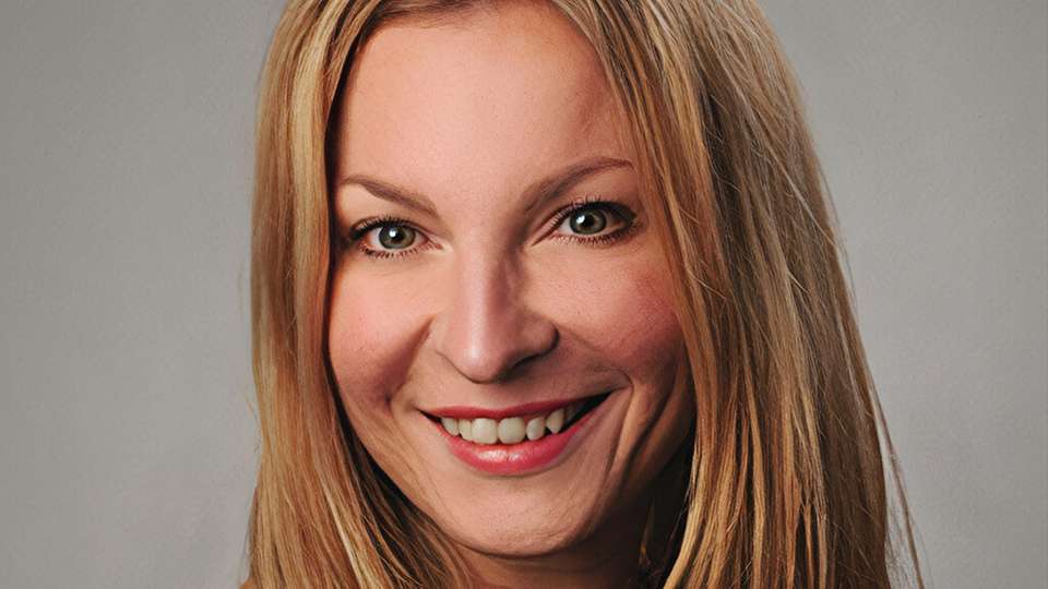 Ein Interview mit Nina Koch von Slack über den Einsatz und die Auswirkungen von KI im Arbeitsalltag.