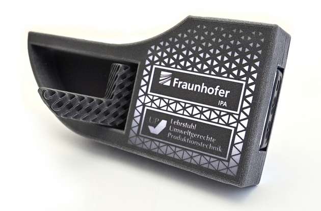Hinterleuchtete Türverkleidung aus dem 3D-Drucker.