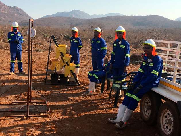 Das australische Unternehmen Vanadium Resources arbeitet an der Erschließung seiner ersten Vanadiummine mit Vorkommen in Steelpoortdrift nordöstlich von Johannesburg (Südafrika).