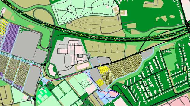 Mit Hilfe der Kopplung zwischen der Verkehrssimulation „SUMO“ und der Simulation der Fußgängerdynamik „JuPedSim“ des Forschungszentrum Jülich werden die Besucherströme zur An- und Abreise rund um das Stadion simuliert.