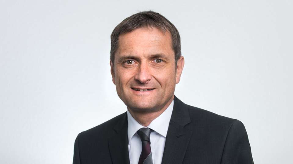 Klaus Löffler, Managing Director bei Precitec ist in der weltweiten Laser-Community bestens bekannt. Durch seine Tätigkeiten bei Von Ardenne, Trumpf und der Volkswagen bringt er umfangreiche internationale Erfahrungen im Bereich der Automobilindustrie im speziellen der e-Mobility, der Lasertechnik und der Consumer Electronics mit.