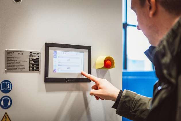 Die AERtronic Steuerung zur effizienten Regelung und Überwachung des Aggregats ist bereits integriert und macht den Delta Hybrid D50S digital ready.