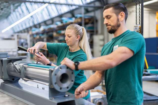 Die Verwendung von Exzenterschneckenpumpen in der Batterieschlammförderung sorgt für optimale Leistung und hohe Verschleißfestigkeit in anspruchsvollen Anwendungen.