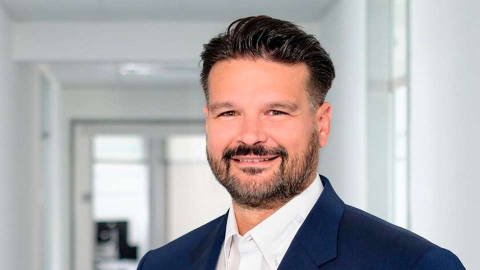 Dimitrios Koutrouvis, Geschäftsführer von Lütze Transportation: „Wir sind uns der hohen Qualitätsstandards im Bahnsektor bewusst.“