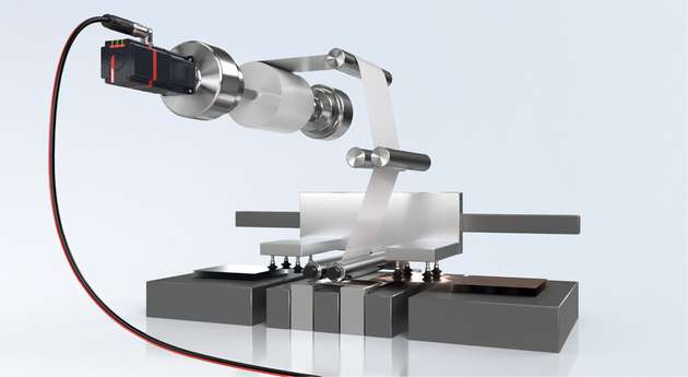 Minimierter Platzbedarf im Schaltschrank und deutlich reduzierter Verkabelungsaufwand ergeben sich durch den Einsatz dezentraler Servoantriebstechnik und der Einkabellösung EtherCAT P. 