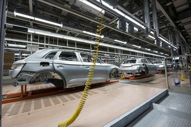 Bei der Produktion von hochwertigen Gütern wie Automobile sind die Produktionsausfallkosten entsprechend hoch.