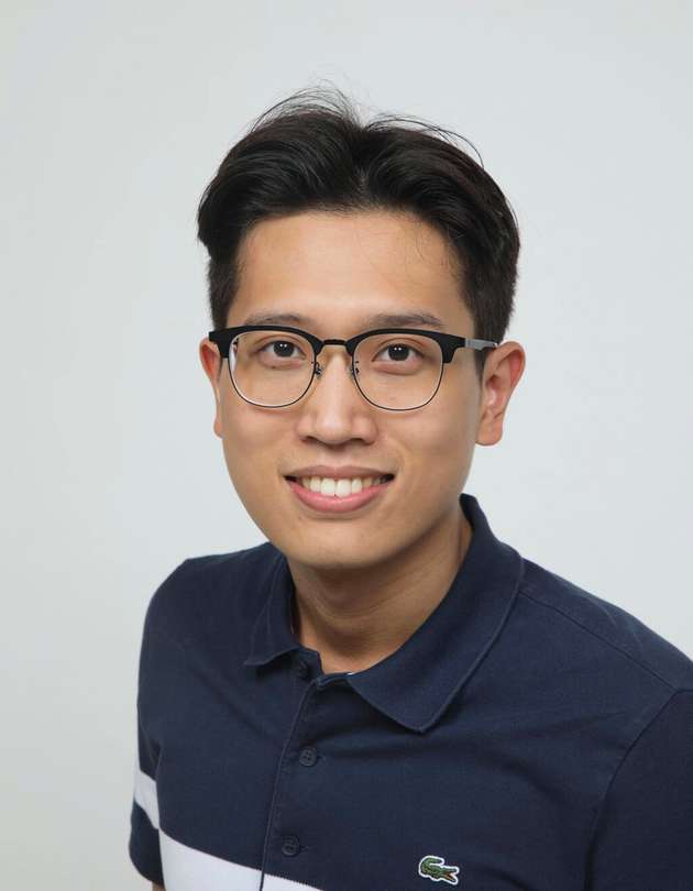 Joe Yang, Business Manager, Power Electronics, Delta Electronics EMEA Region: Ganz gleich ob Cloud Computing, Automotive oder auch Industrie – die Zukunft der elektrischen Komponenten wird heute gestaltet. Genau deshalb liegen auch am electronica-Messestand von Delta Electronics die Schwerpunkte auf der optimierten Nutzung nachhaltiger Energiequellen und einer Effizienzsteigerung, die für unterschiedlichste Branchen zum Leitbild werden müssen. Ob MOOVair, die optimale Lösung für die Intralogistik und effiziente Ladeprozesse für AGVs und ARVs, umfassende Lösungen von Power- bis Hybrid-Kühlungssysteme für High-Performance-Computing und KI-Workloads oder Thermomanagement-Lösungen für die nächste Fahrzeuggeneration – auf dem Stand von Delta Electronics ist die Zukunft zum Greifen nah und die Technik von morgen hautnah zu erleben. Wir freuen uns auf Ihren Besuch!