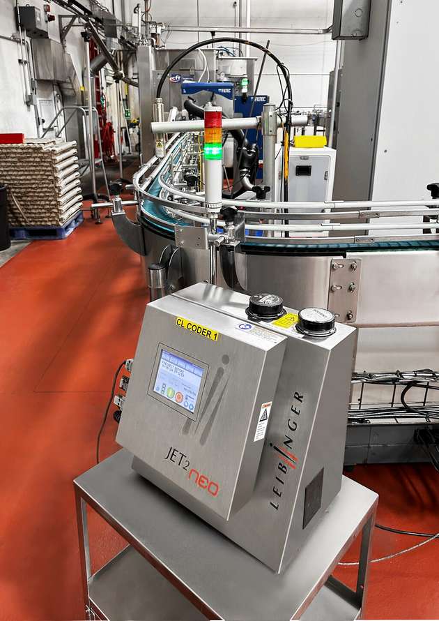 Leibinger Drucker JET2 NEO erfolgreich im Einsatz in der Produktion bei Four Peaks, Arizona.  