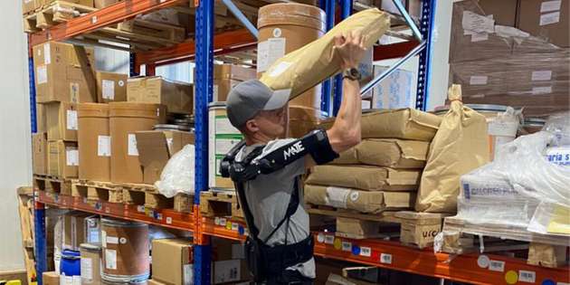 Exoskelette können bei bestimmten Tätigkeiten sehr hilfreich sein.