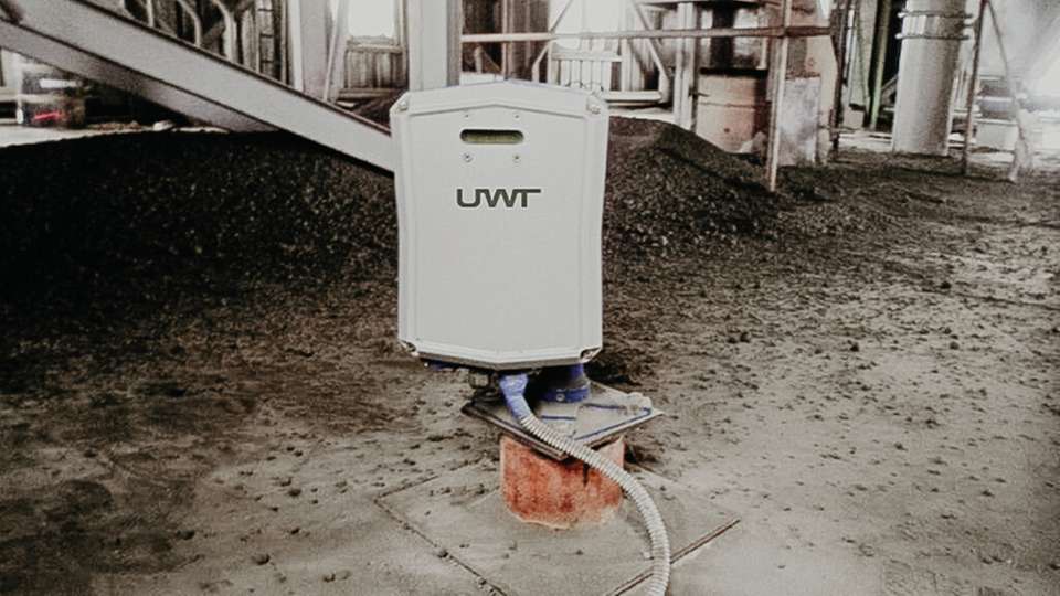 Der Lotsensor NivoBob von UWT war für das Zementwerk die erste Wahl, da es sich durch den modularen Aufbau sowie verschiedenster Konfigurationsmöglichkeiten den spezifischen Installationsanforderungen flexibel anpassen lässt.