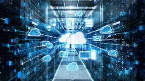 Optische Kommunikationssysteme leistungsfähiger und energieeffizienter zu machen, ist angesichts der steigenden Anforderungen an die Übertragung großer Datenmengen durch Anwendungen der Künstlichen Intelligenz (KI) besonders relevant. 