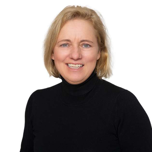 Dr. Gerlind Wisskirchen ist Partnerin und Rechtsanwältin bei der internationalen Wirtschaftskanzlei CMS Deutschland und berät multinationale Konzerne insbesondere zu Fragen der Umstrukturierung, des nationalen und internationalen Arbeitsrechts sowie zu Compliance-Fragen. Daneben engagiert sie sich als Expertin für das Thema Digitalisierung der Arbeitswelt und ist Herausgeberin des Reports „Artificial Intelligence and Robotis and their impact on the workplace“ für das Global Employment Institute. Sie ist regelmäßig Moderatorin und Vortragende bei nationalen und internationalen Konferenzen zu Rechtsfragen des internationalen HR-Managements und zu Fragen des grenzüberschreitenden Arbeitsrechts.