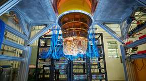 Der Google-Quantenrechner wurde von Forschenden von Google Quantum AI und der Freien Universität Berlin präzise ausgemessen und kalibriert.