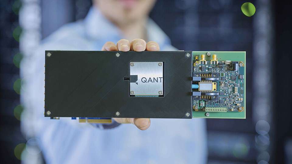 Photonischer Prozessor auf PCI-Express: Die Q.ANT NPU ist für rechenintensive Anwendungen wie KI-Inferenz, maschinelles Lernen und Physiksimulationen konzipiert.