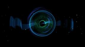 Die Studie zeigt Möglichkeiten auf, die Technologie auf Polymere, Perowskite, Quantenpunkte und andere Materialien zu erweitern und damit das neue Filterprinzip auf einen noch größeren Wellenlängenbereich zu übertragen. Zu den möglichen Anwendungsgebieten der Polaritonfilter gehören Mikrooptik, Displays, Sensortechnologien und Biophotonik.
