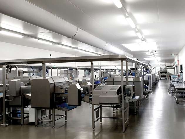 Vollautomatische Produktionsanlagen für Bäckereibetriebe sind das Spezialgebiet von AMF Bakery Systems.
