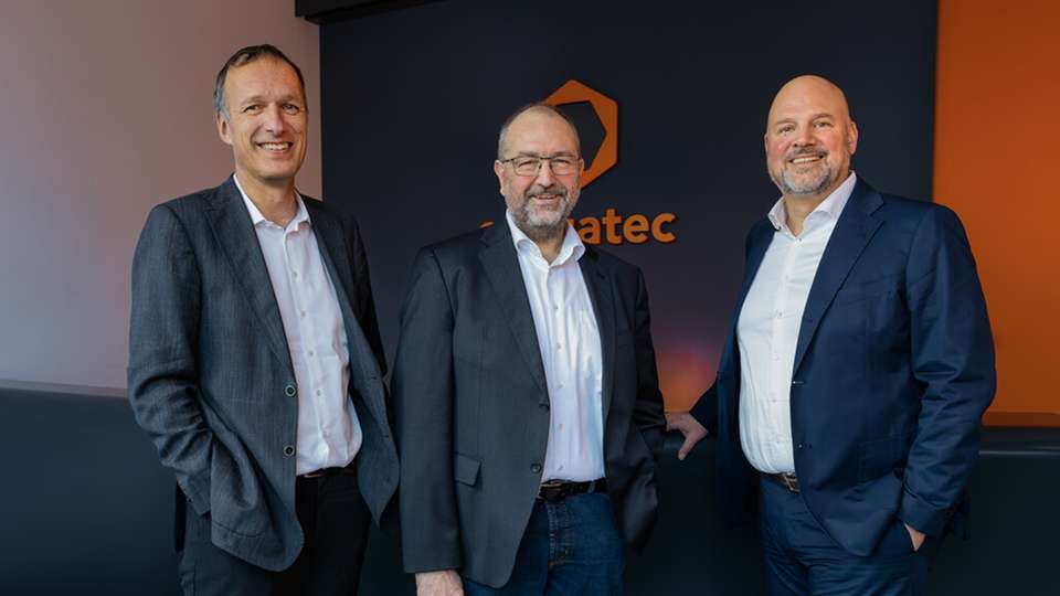 „Seit der Firmengründung ist es das Ziel von Congatec, Embedded-Technologie zu vereinfachen und Kunden dabei zu unterstützen, den Wert ihrer Lösungen zu maximieren. Wir entwickeln unsere Computer-on-Modules, Software und Dienstleistungen kontinuierlich weiter, immer mit dem Blick für neue Ideen“, so Dominik Ressing, CEO von Congatec.