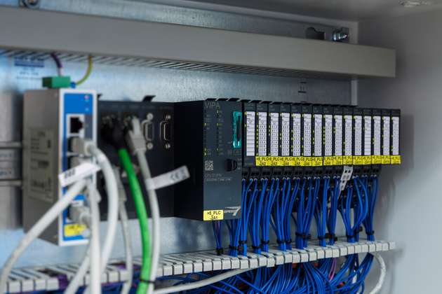 Das kompakte Steuerungs- und I/O-System SLIO von Yaskawa erfüllt hohe Anforderungen in Bezug auf Interoperabilität.   