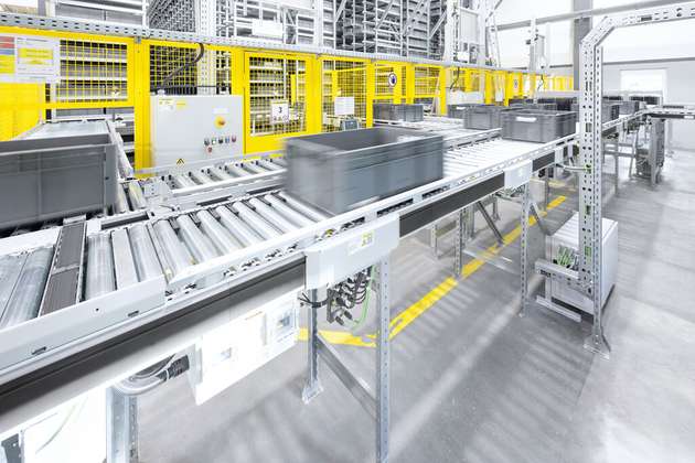 In der neuen Generation seiner Förderanlagen nutzt SSI Schäfer die „Conveyor Control Unit“ CCU, ein von Turck entwickeltes CAN-I/O-Modul zur Steuerung der Trommelmotoren und Erfassung der Sensordaten.