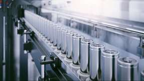 Die vipro-CONTROL-Steuerung von ViscoTec unterstützt Webasto in der präzisen Batterieproduktion.