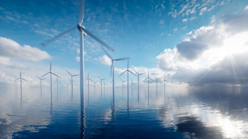 Die Lieferkette für Offshore-Windenergie steht unter systemischem Druck, da sich die Ziele für saubere Energie bis 2030 abzeichnen: Kleinere Unternehmen sind besonders gefährdet und haben Schwierigkeiten, in diesem angespannten Umfeld wettbewerbsfähig zu bleiben.