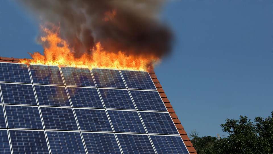 PV-Anlagen – wie alle komplexen technischen Anlagen – bergen gewisse Risiken.