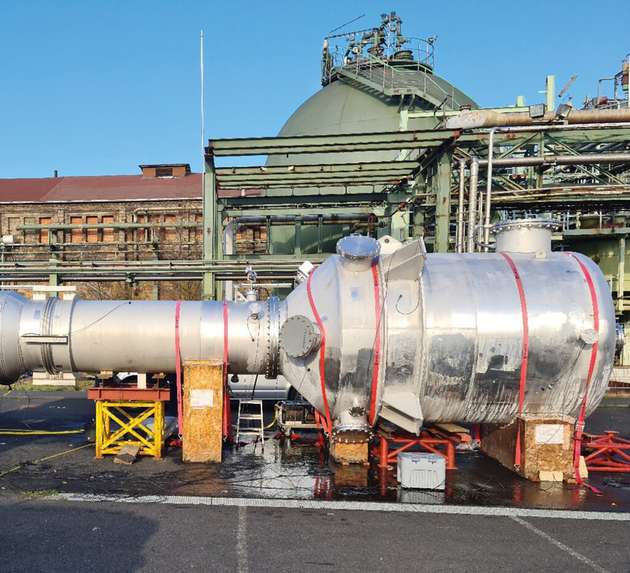 Materialermüdung und daraus resultierende Rissbildungen an Anlagenkomponenten bergen Risiken. Mit dem Acoustic Emission Testing lassen sich solche Fehlstellen frühzeitig erkennen.