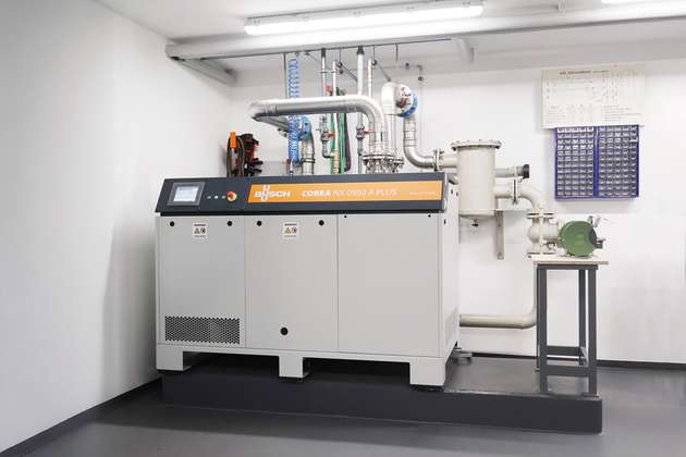 Die Cobra-NX-Schrauben-Vakuumpumpe sorgt für zuverlässige und effiziente Versuchsbedingungen.
