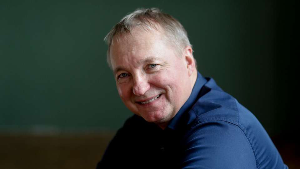 „Die erfolgreichen Unternehmen setzen KI-Tools für das Business Development ein, die anderen wissen nicht einmal, warum sie Geschäft verlieren“, so Interim Manager Eckhart Hilgenstock.