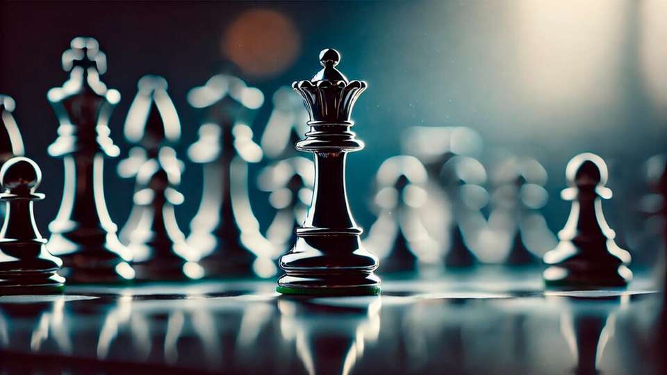 Die Industrie-Studie 2025 deutet darauf hin, dass die Produktion das größte Potenzial für eine Steigerung der Wirtschaftlichkeit bietet. Effizientere Prozesse sind abteilungsübergreifend der wichtigste Stellhebel für eine Ergebnisverbesserung.