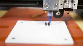 3D-Druck von Säulen für den thermoelektrischen Kühler.
