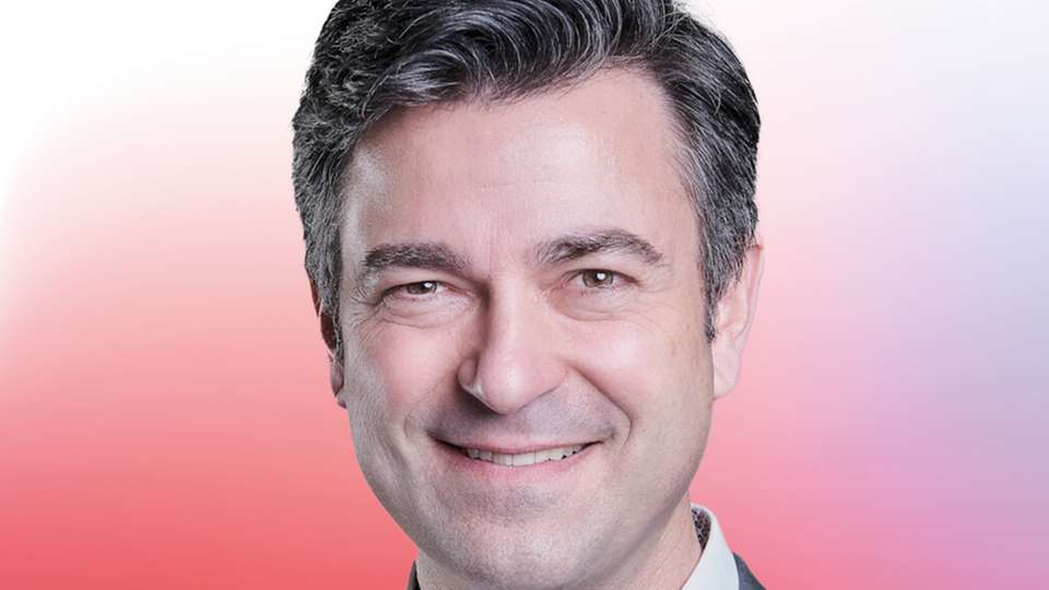„KI ist sowohl ein Hype als auch bereits Realität – und genau das macht es schwierig“, betont Dr. Ricard Petranovic, tätig für das Business Development bei ABB.