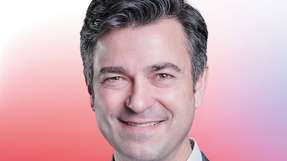 „KI ist sowohl ein Hype als auch bereits Realität – und genau das macht es schwierig“, betont Dr. Ricard Petranovic, tätig für das Business Development bei ABB.