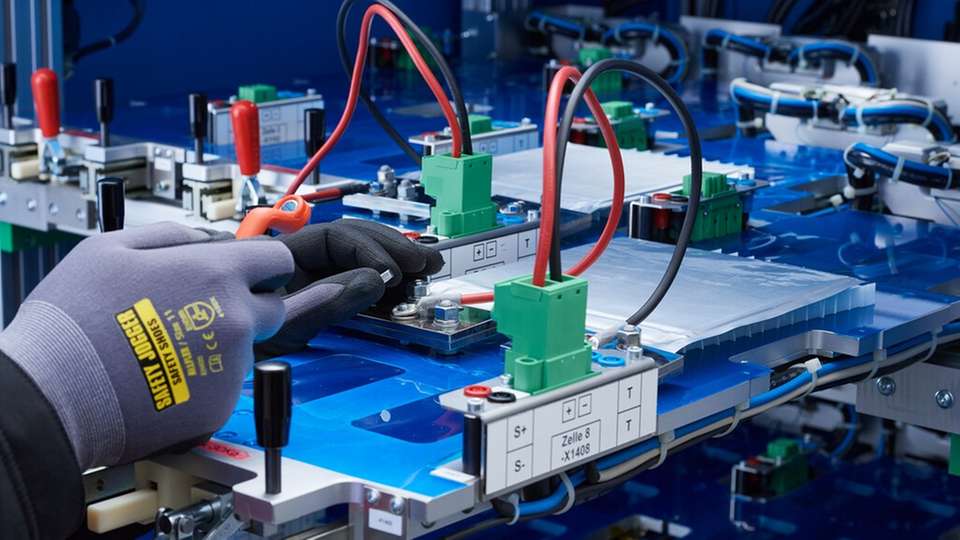 Mit der Übernahme der BatterieIngenieure stärkt UL Solutions seine Präsenz in Europa und baut seine Expertise in der Prüfung, Modellierung und Diagnose von Batteriesystemen weiter aus.