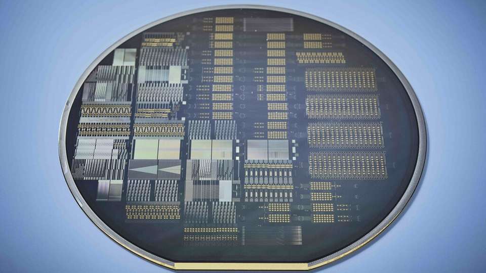 Die Initiative von Q.ANT und IMS CHIPS zeigt, wie durch nachhaltiges Engineering bestehende Infrastrukturen dazu genutzt werden, um Entwicklungen voranzutreiben und gleichzeitig Ressourcen zu schonen.