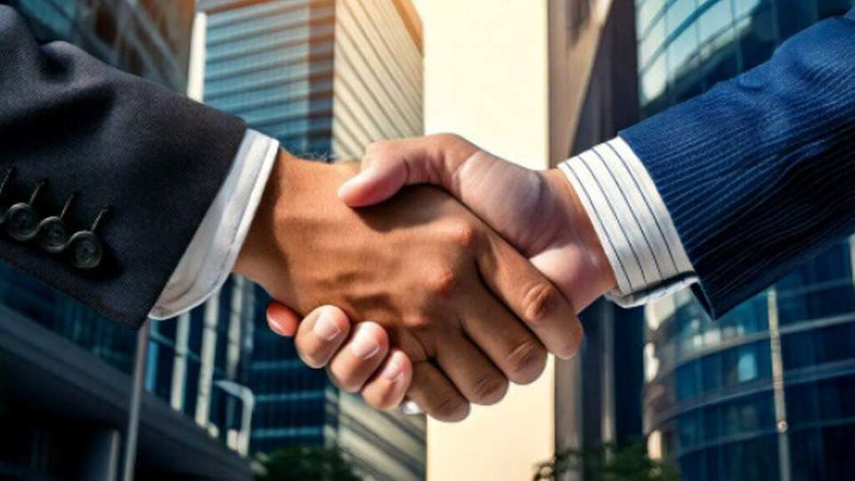 Schurter geht eine Partnerschaft mit Hughes-Peters ein.