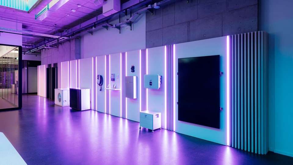 Die Preise für Photovoltaik, Stromspeicher und Wärmepumpen steigen erstmals wieder deutlich, so 1KOMMA5°, das Hamburger New Energy Unternehmen und Entwickler der Strommarkt-Software Heartbeat AI.