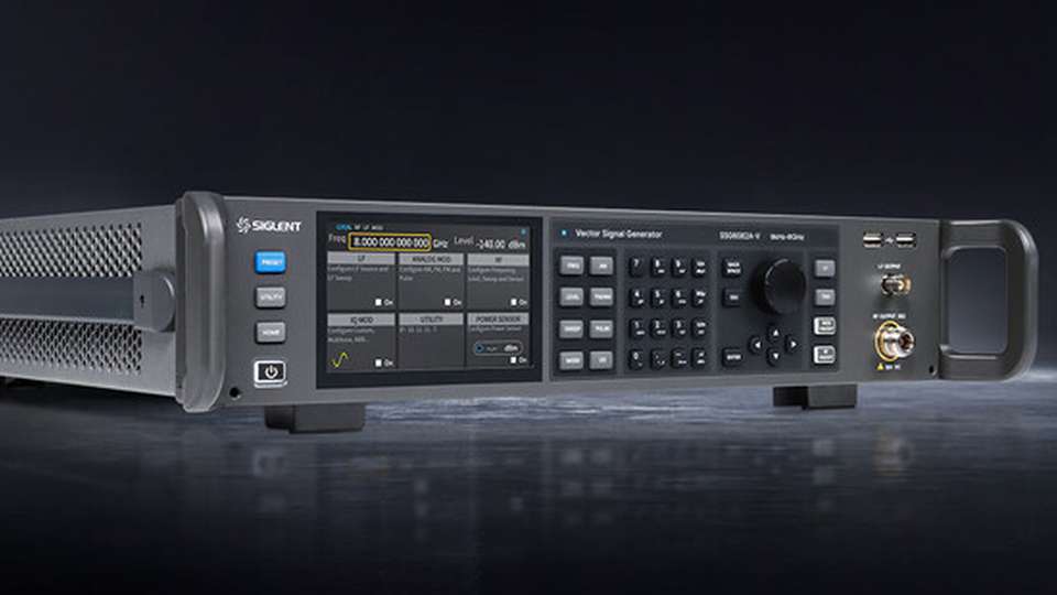 Siglent stellt den Vektorsignalgenerator SSG6082A-V mit einem Frequenzbereich von 9 kHz bis 8 GHz vor.