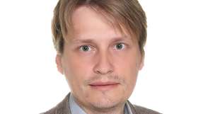 Dr. Sebastian Käbisch, Principal Key Expert für IoT Interoperabilität bei Siemens und Co-Chair der W3C WoT Arbeitsgruppe: „WoT will die vielen verschiedenen und etablierten Technologien im IoT nicht ersetzen, sondern zusätzlich eine Technologie bereitstellen, die dafür sorgt, dass diese unterschiedlichen Systeme gut zusammenarbeiten können.“