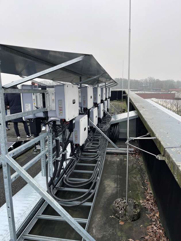 Unter dem Produktnamen SunFarm installiert Big Dutchman für seine Kunden Photovoltaikanlagen auf Stallgebäuden und Freiflächen.